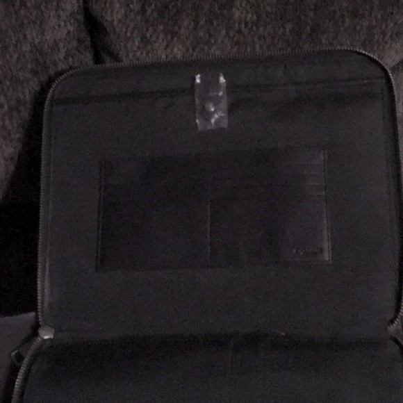 Large men’s coach wallet - Picture 4 of 4